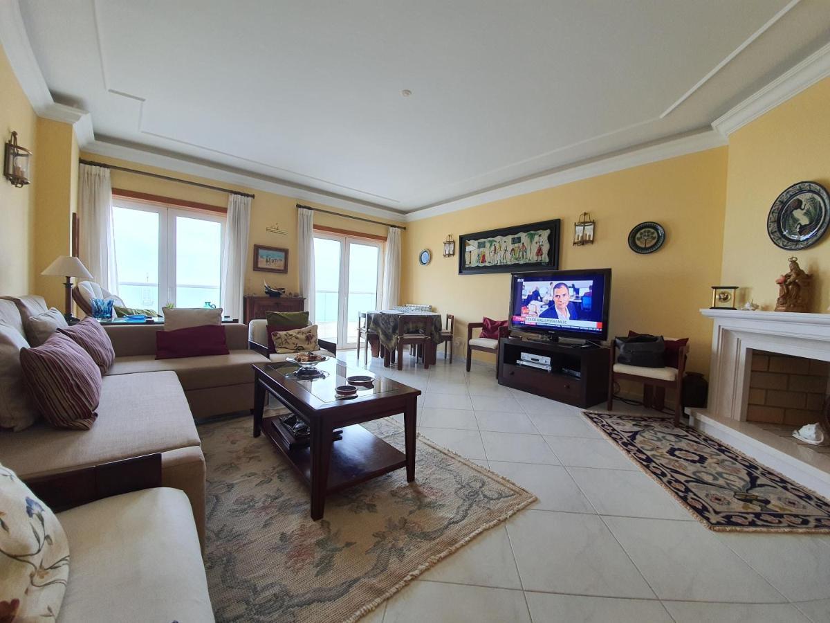 Nazare Apartamento Em Frente Ao Mar エクステリア 写真