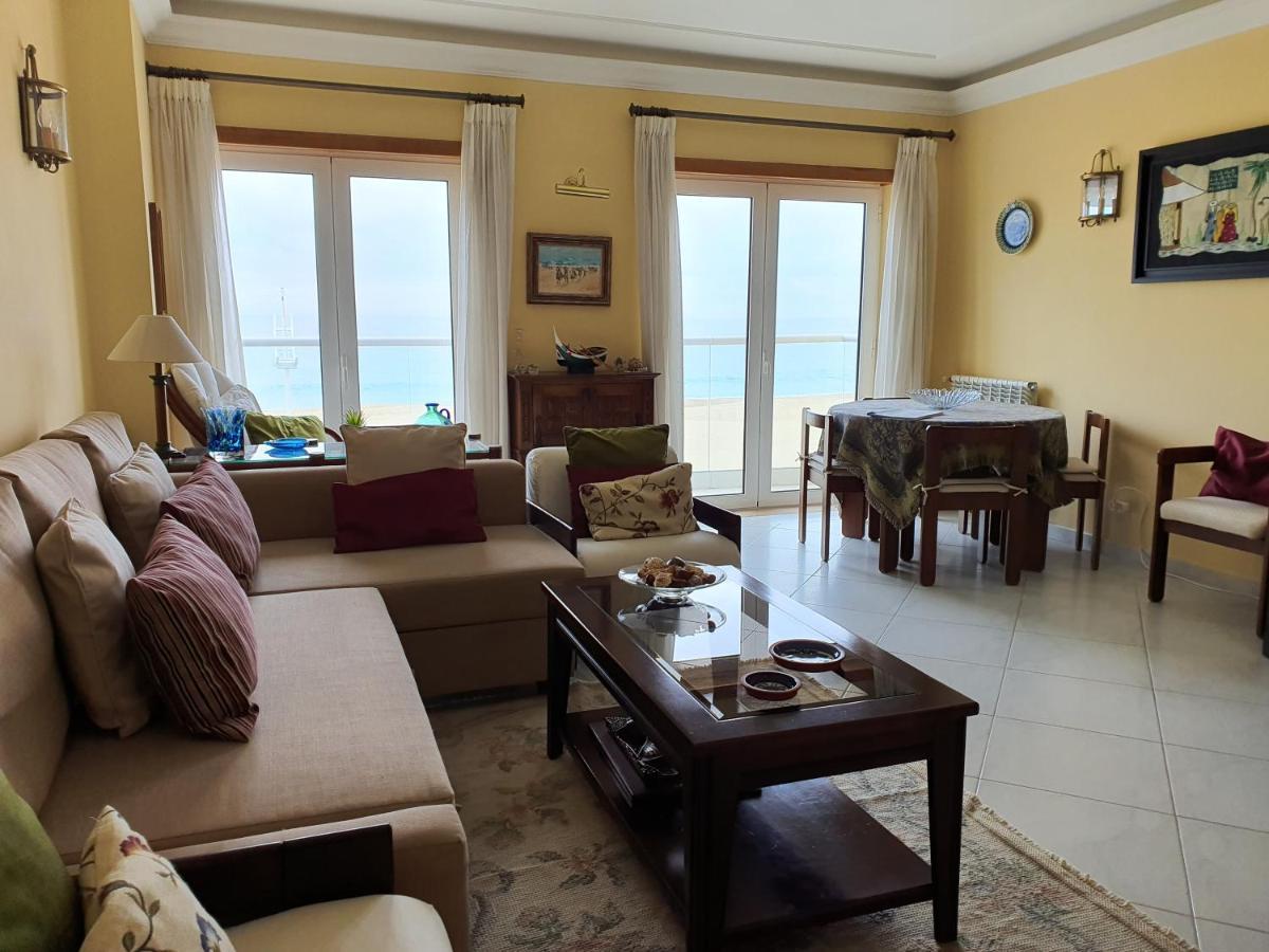 Nazare Apartamento Em Frente Ao Mar エクステリア 写真